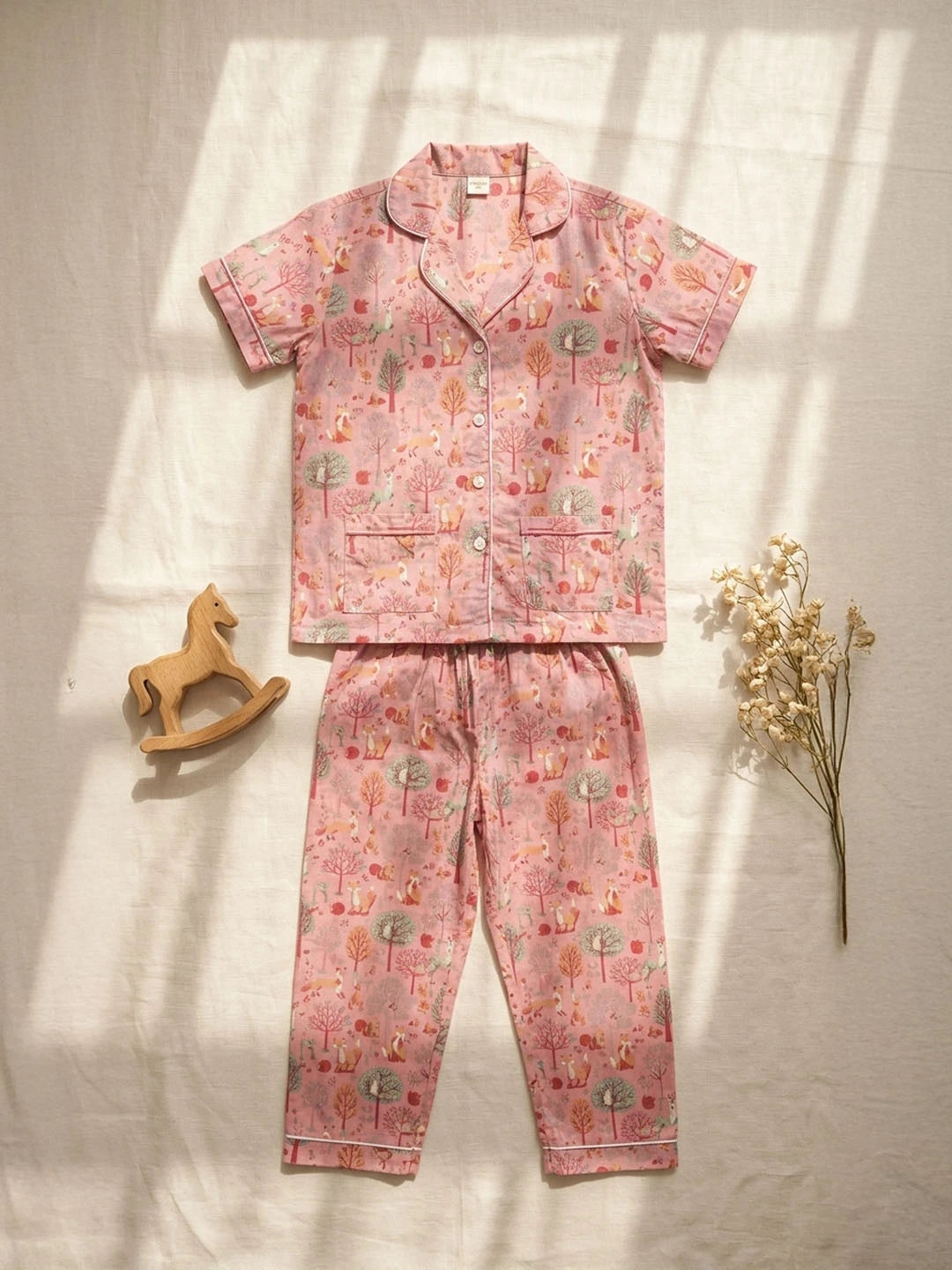 Cotton night suit for girls
