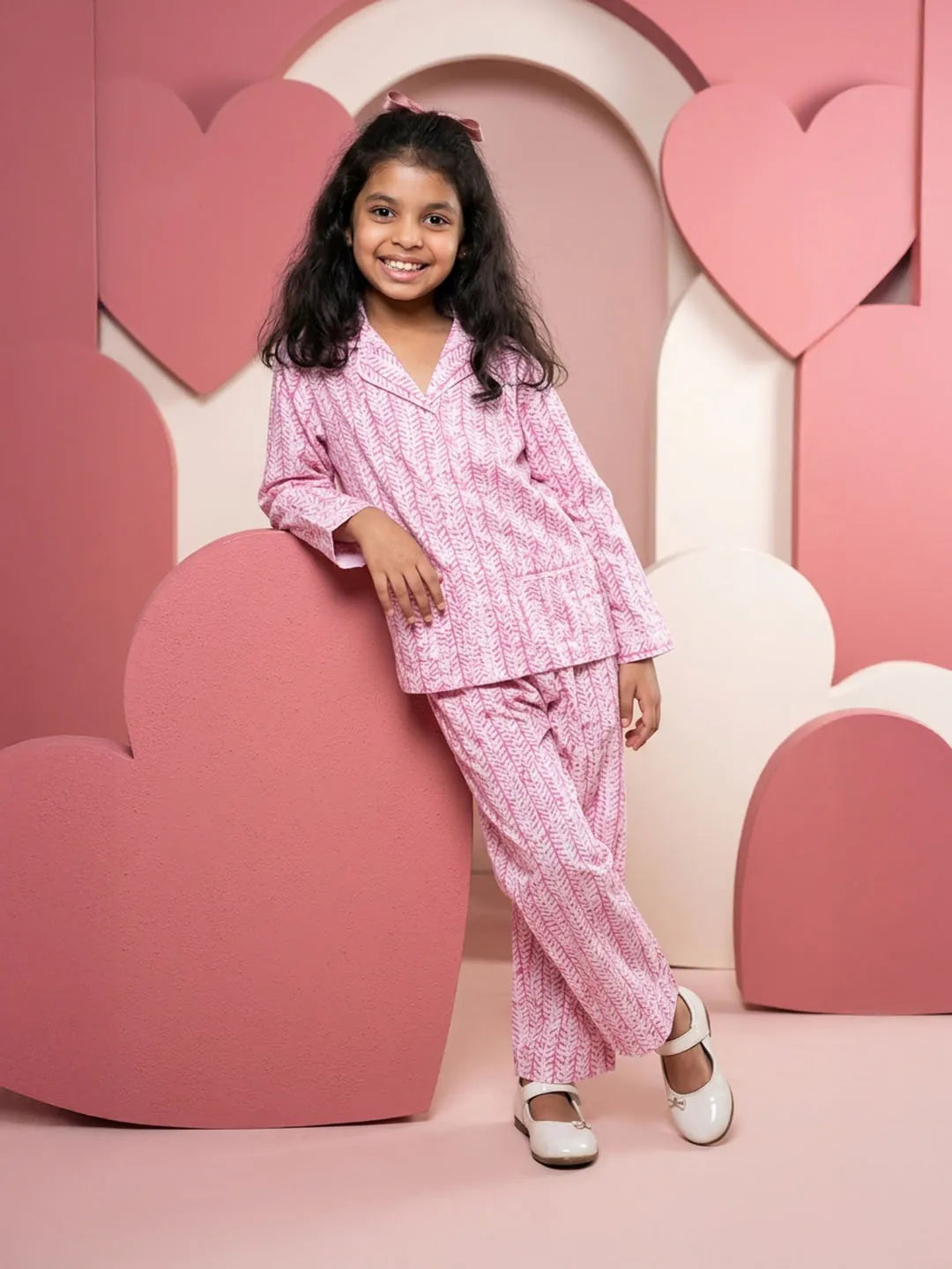 Pure cotton red-and-white night suit girls