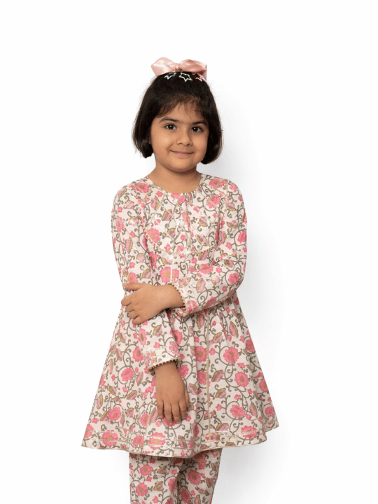 Cotton suit for girls
