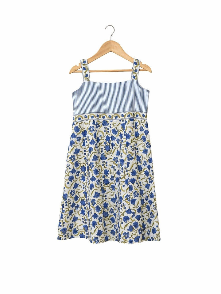 Sleeveless cotton suit for girls