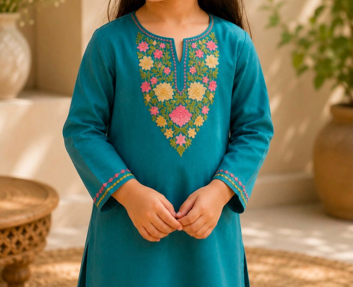 Green Kashmiri Style Kurta Set