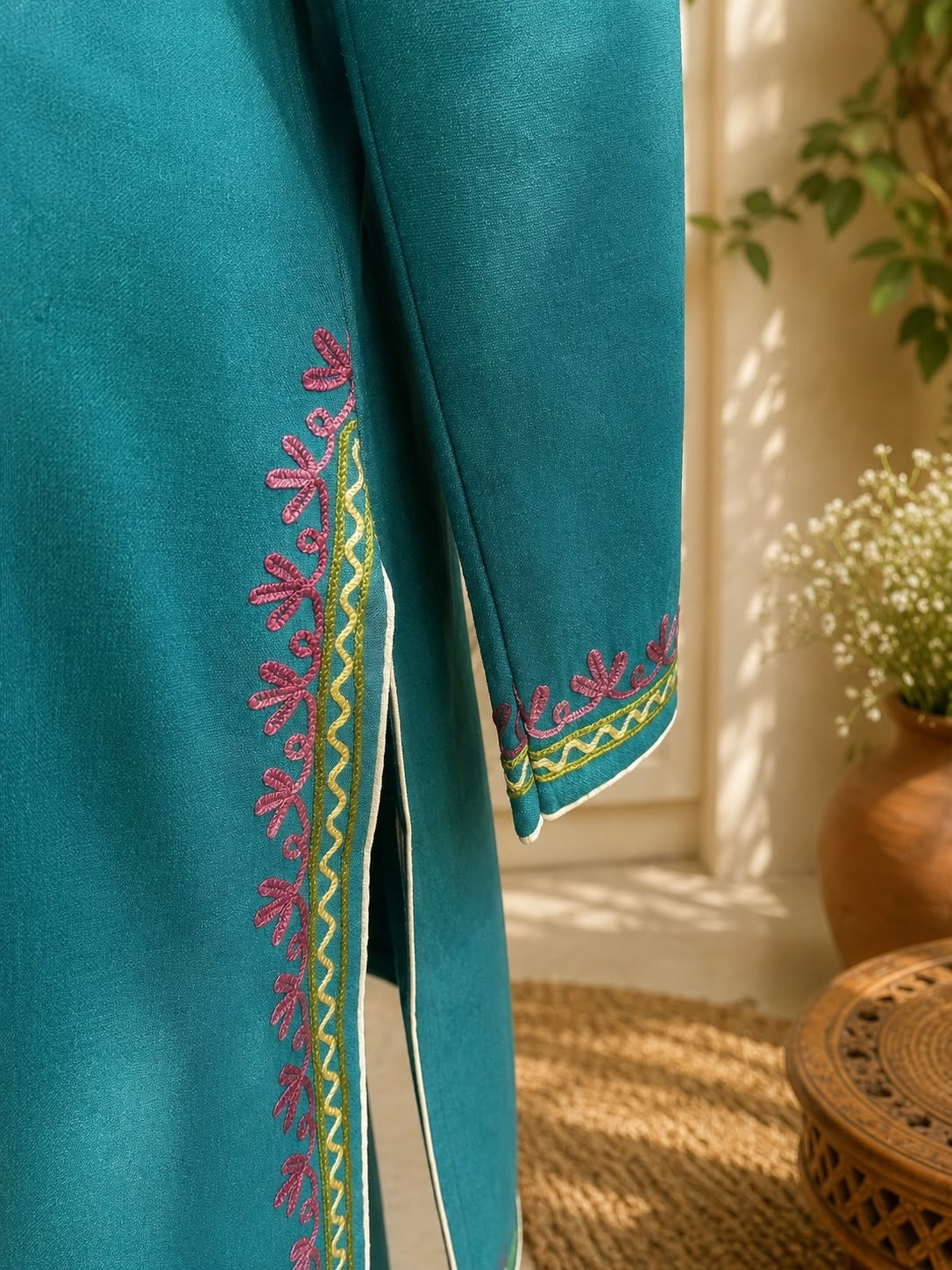 Green Kashmiri Style Kurta Set