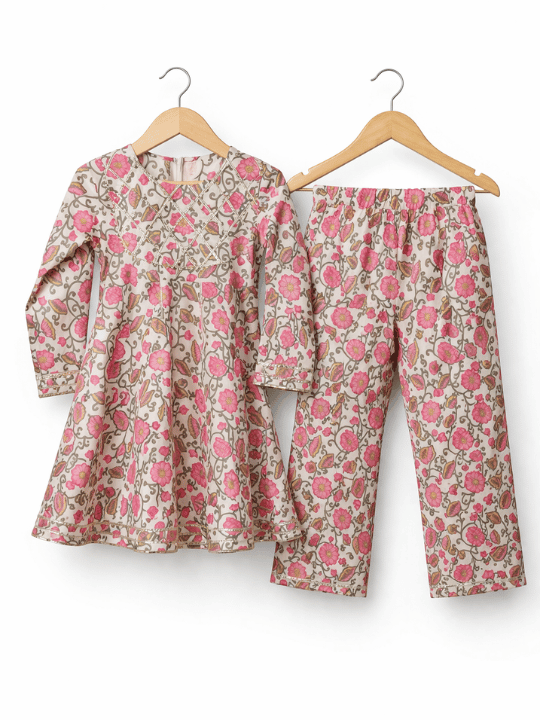 Cotton suit for girls